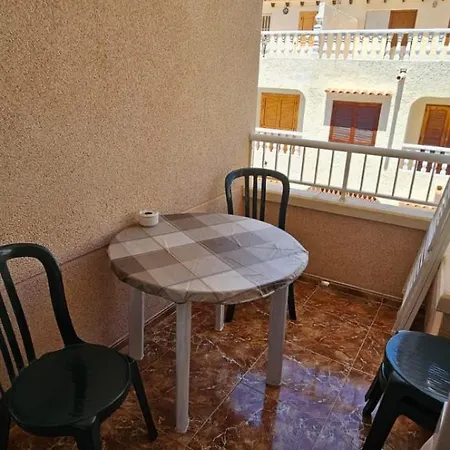 Est Cozzy Torrevieja